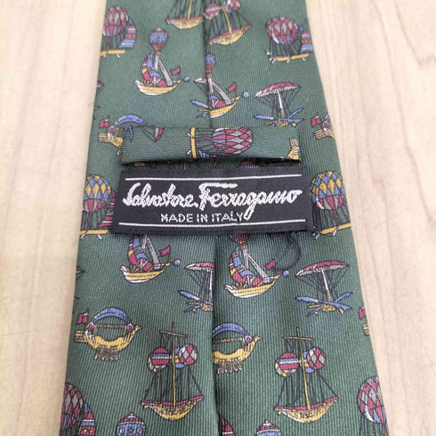 サルヴァトーレフェラガモ Salvatore Ferragamo MADE IN ITALY 船柄 シルクネクタイ メンズ