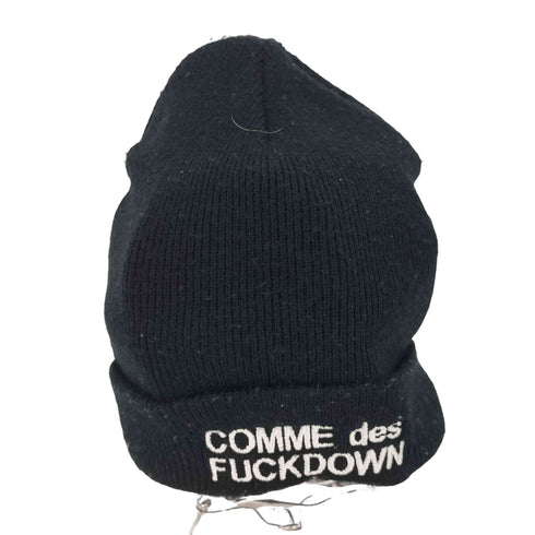 COMME des FUCKDOWN 刺繍ニットキャップ メンズ