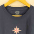 ポートアンドカンパニー PORT and COMPANY RED WHITE & BOOM 2023 プリント クルーネックTシャツ メンズ import:XL