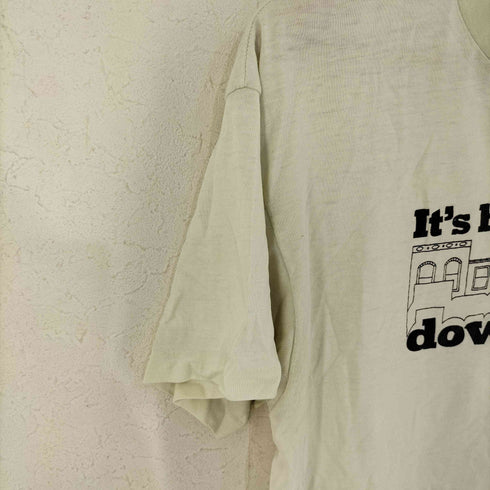 シングルステッチ it's happening downtown tullahoma クルーネックTシャツ メンズ