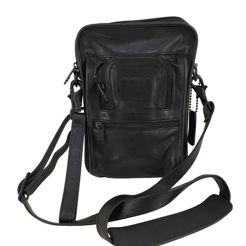 トゥミ TUMI Alpha ナッパレザー ショルダーバック トラベルオーガナイザー メンズ