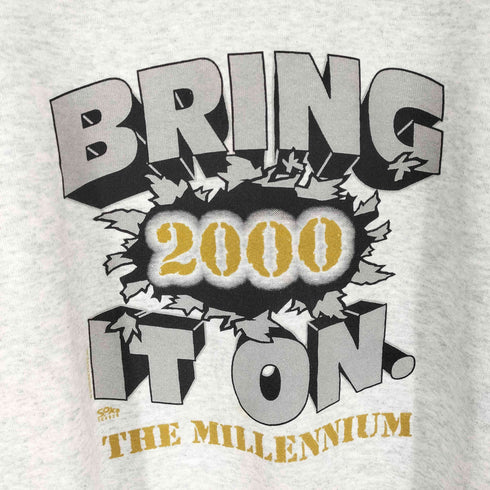 フルーツオブザルーム FRUIT OF THE LOOM BRING IT ON 2000 THE MILLENNIUM クルーネックスウェットトレーナー メンズ JPN:L