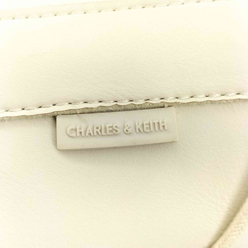 チャールズアンドキース CHARLES&KEITH チャンキープラットフォーム レースアップブーツ レディース 38