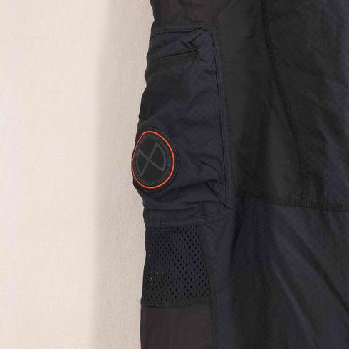 ナイキ NIKE STANDARD FIT メッシュ切り替え ナイロン ウィンドブレーカー ウーブンパンツ サイドポケット メンズ JPN:L