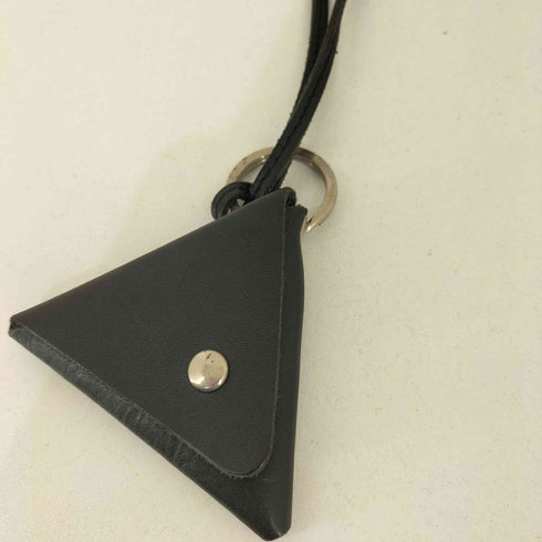 WYATT MADE BY AKIYAMA LEATHER TRIANGLE COIN PURSE メンズ
