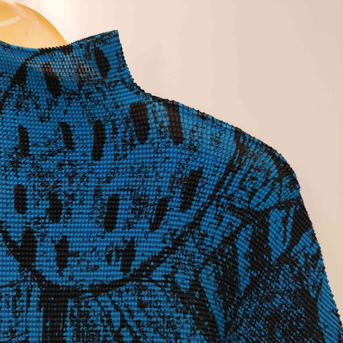 ミー イッセイミヤケ me ISSEY MIYAKE 09AW 総柄 ハイネック プリーツ カットソー レディース ONE SIZE