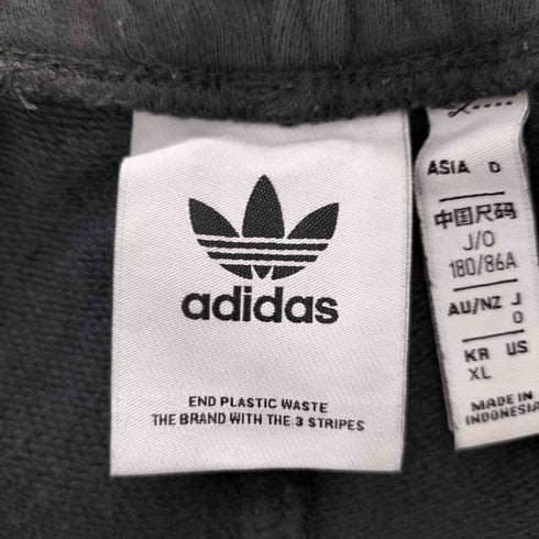 アディダスオリジナルス adidas Originals アディカラー クラシックス スリーストライプス カーゴショーツ メンズ 0