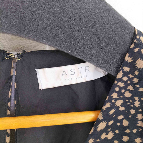 ASTR Ruched Front Midi Dress レディース import:XS