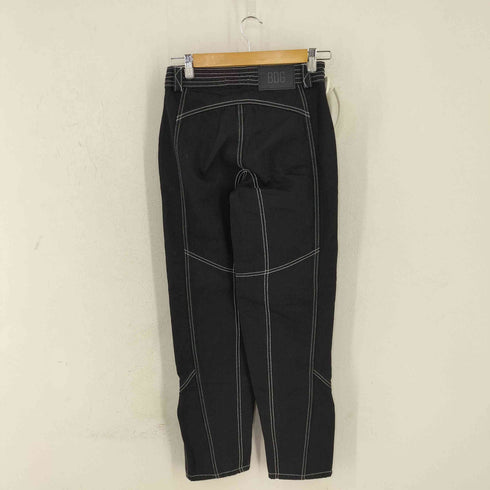 アーバンアウトフィッターズ URBAN OUTFITTERS ホワイトステッチ デニムパンツ レディース 25inch