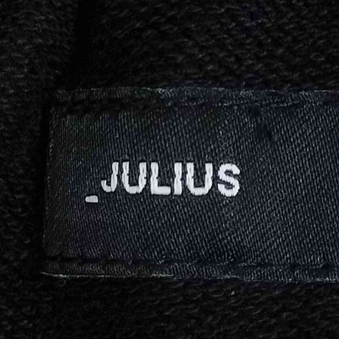 ユリウス JULIUS BRUSHED COTTON SWEAT TROUSERS FOR MALE フロント刺繍 スウェットパンツ メンズ 1