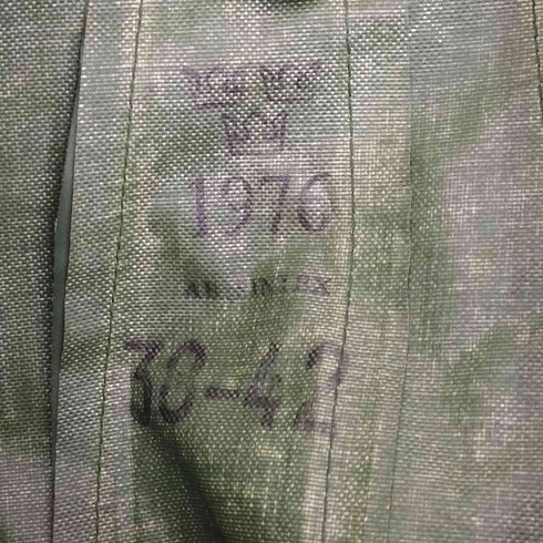 ユーロミリタリー Euro military 1976年製 スウェーデン軍 ラバーレインコート メンズ 38-42