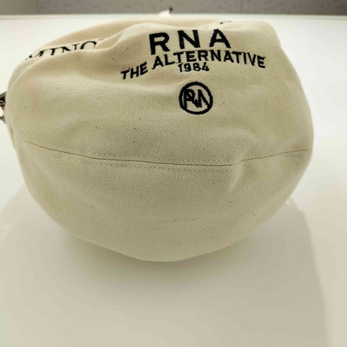 アールエヌエー RNA ロゴ刺繍 キャンバス ラグビーボールショルダーバッグ レディース