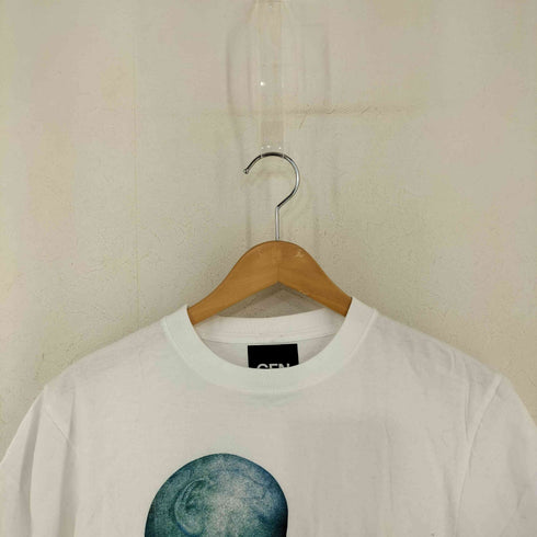 GEN グラフィックプリントTシャツ メンズ