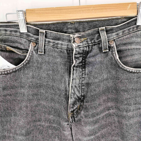 ラングラー Wrangler UK製 ジップフライ レザーパッチ ブラック デニムパンツ メンズ 34-32