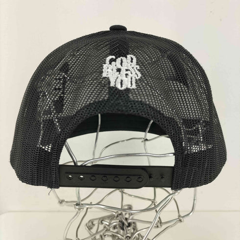 GOD BLESS YOU SNAPBACK MESH CAP メンズ