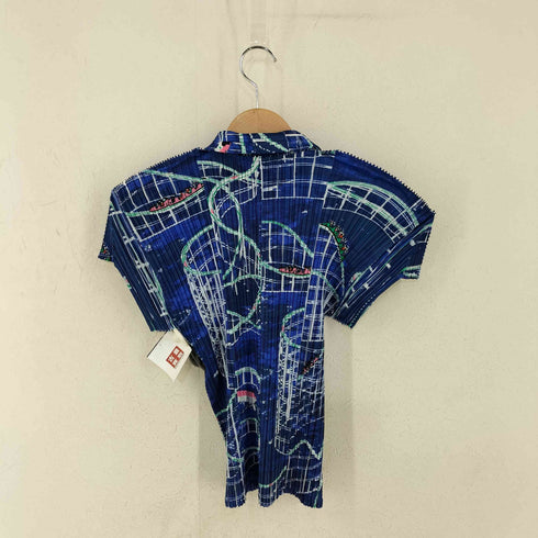 プリーツプリーズイッセイミヤケ PLEATS PLEASE ISSEY MIYAKE プリーツ 遊園地柄プリーツブラウス レディース JPN:3