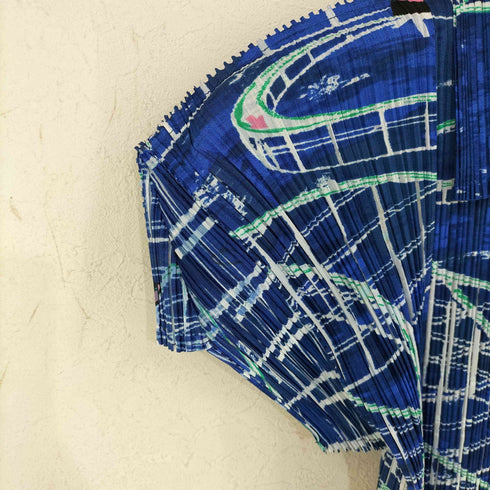 プリーツプリーズイッセイミヤケ PLEATS PLEASE ISSEY MIYAKE プリーツ 遊園地柄プリーツブラウス レディース JPN:3