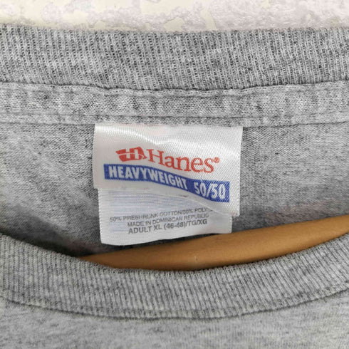 ヘインズ Hanes Friendsville ナンバリング プリントS/S TEE メンズ JPN:XL
