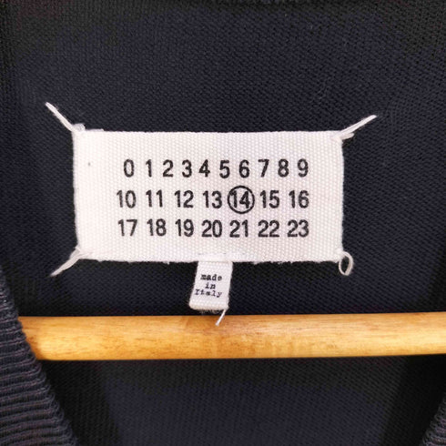 メゾンマルジェラ Maison Margiela 14 イタリア製 レザー エルボーパッチ コットン Vネック ニット メンズ import:L