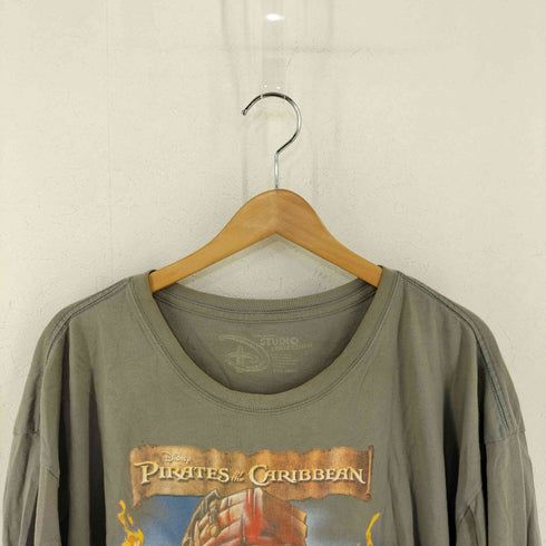 STUDIO COLLECTION PIRATES OF THE CARIBBEAN TIKI KINGDOM プリントTシャツ メンズ
