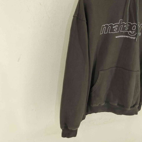 マハグリッド mahagrid ロゴプリントパーカー メンズ JPN:L