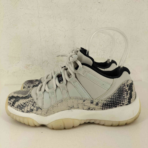 ジョーダンブランド JORDAN BRAND JORDAN 11 RETRO LOW 'LIGHT BONE SNAKESKIN レディース JPN:24