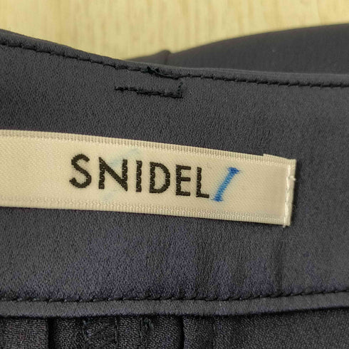 スナイデル snidel サテンワイドタックパンツ レディース