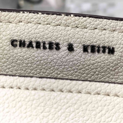 チャールズアンドキース CHARLES&KEITH ハンドルトートバッグ レディース