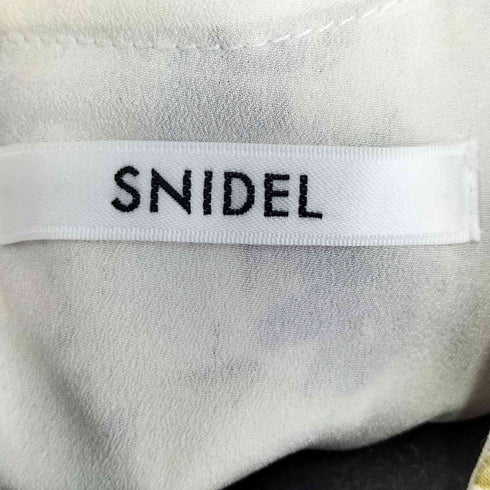 スナイデル snidel バックオープンバリエプリントレーヨンワンピース レディース 0