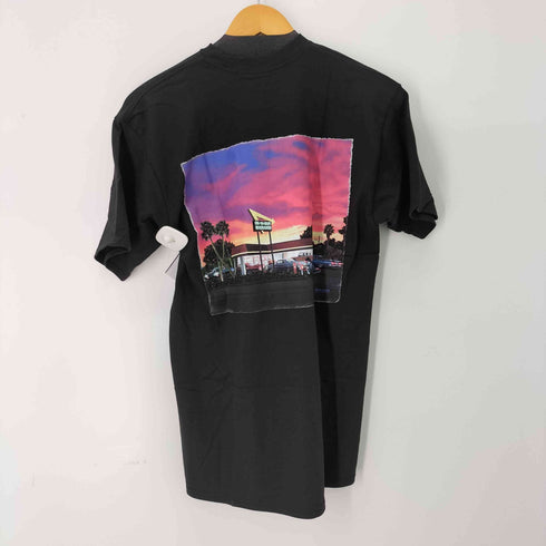 インアウトバーガー IN-N-OUT BURGER 両面プリント クルーネックTシャツ メンズ import:M