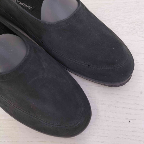 イッセイミヤケ ISSEY MIYAKE 90-00s 黒タグ スウェード スリッポン メンズ M
