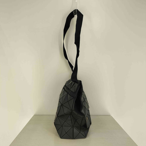 バオバオイッセイミヤケ BAO BAO ISSEY MIYAKE マット ショルダーバッグ メッセンジャーバッグ メンズ