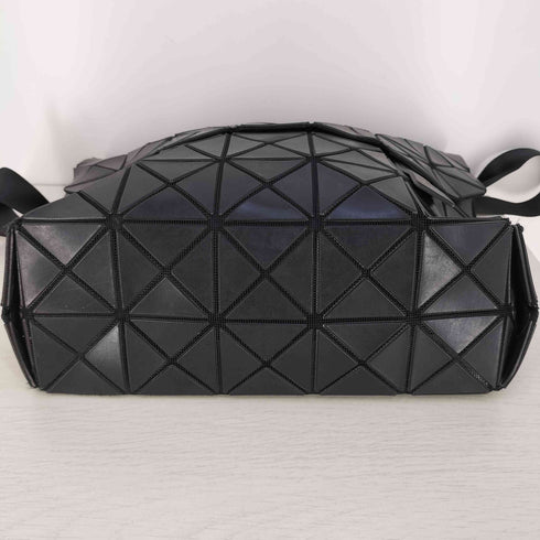 バオバオイッセイミヤケ BAO BAO ISSEY MIYAKE マット ショルダーバッグ メッセンジャーバッグ メンズ
