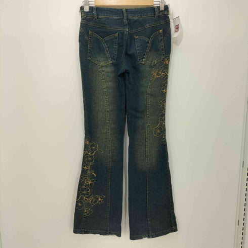 {Ozz on Y2K 花刺繍 ブールカット デニムパンツ レディース