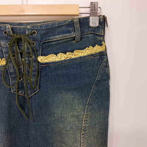 {Ozz on Y2K 花刺繍 ブールカット デニムパンツ レディース