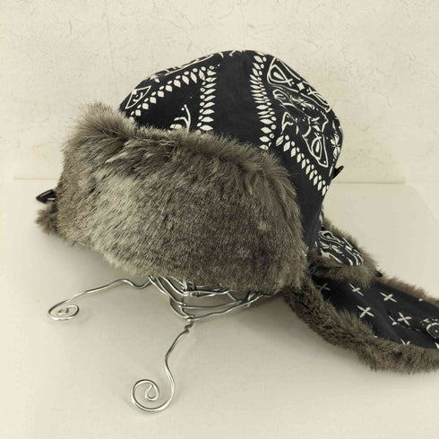 チャレンジャー CHALLENGER BANDANNA BOMBER HAT メンズ L