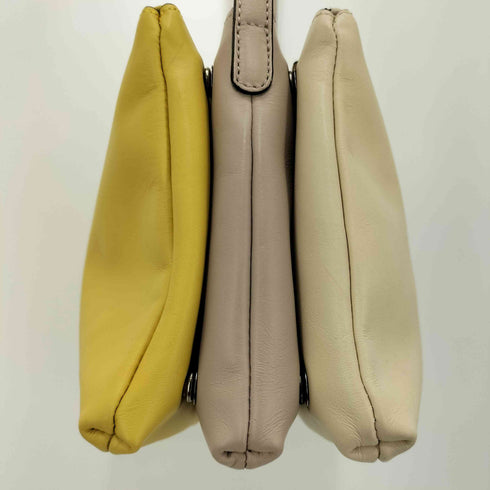 ジャンニキャリーニ GIANNI CHIARINI 三連デザインショルダーバッグ レディース