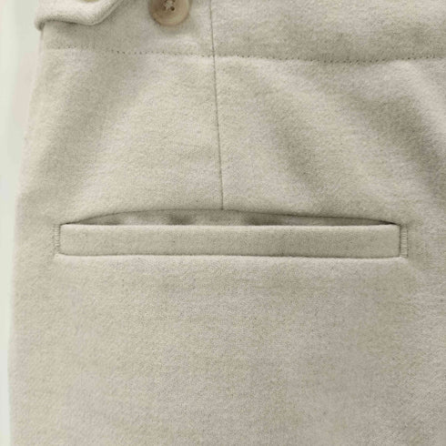 ユニクロ UNIQLO ツイードタックテーパードパンツ レディース 8-B