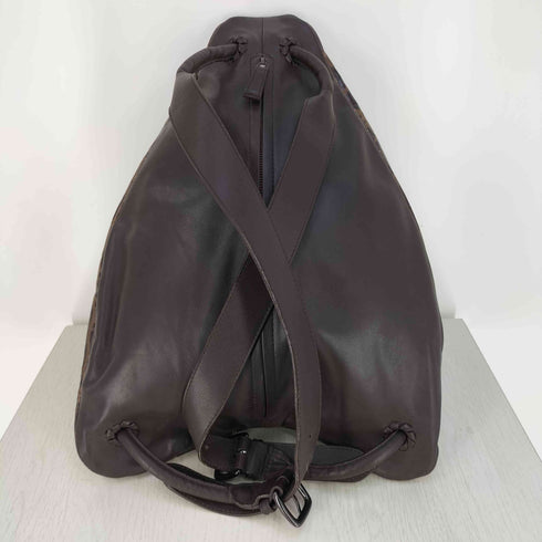 イッセイミヤケ ISSEY MIYAKE クロコ型押し レザー 切替 トライアングル バックパック メンズ
