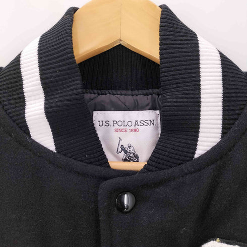 ユーエスポロアッスン U.S.POLO ASSN ワッペン刺繍ロゴ 袖レザー スタジャン メンズ XL