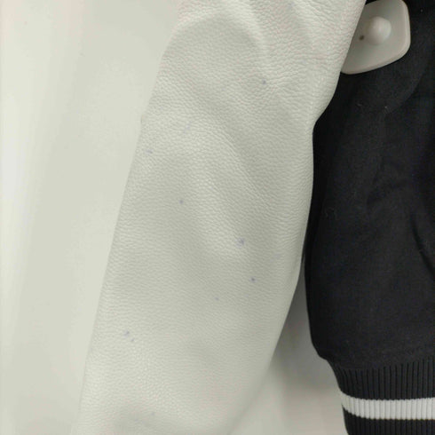 ユーエスポロアッスン U.S.POLO ASSN ワッペン刺繍ロゴ 袖レザー スタジャン メンズ XL