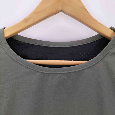 ヌメラルズ NUMERALS 裏地メッシュ ギミックナイロンプルオーバー メンズ JPN:L