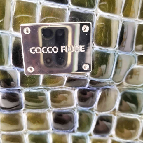 COCCO FIORE クロコ型押し エナメルトートバッグ レディース