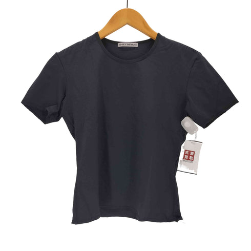 イッセイミヤケ ISSEY MIYAKE ストレッチカットソー レディース JPN:2