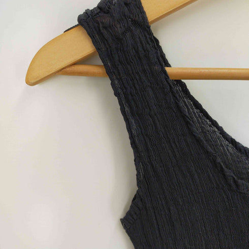 ミー イッセイミヤケ me ISSEY MIYAKE しわ加工 プリーツ ノースリーブ ワンピース レディース