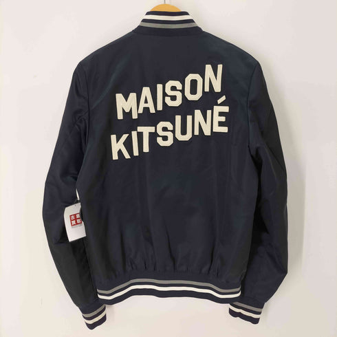 メゾンキツネ MAISON KITSUNE バックロゴスタジャン メンズ JPN:S