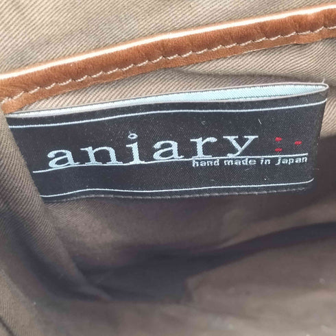 アニアリ aniary レザーショルダーバッグ メンズ