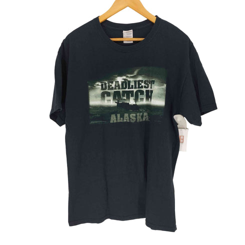 ギルダン GILDAN ©2010 EADLIEST CATCH ALASKA フロントプリントS/S TEE メンズ JPN:L