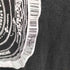 againstボディ プリント バンド S/S Tシャツ メンズ