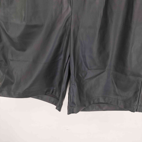 エマクローズ EMMA CLOTHES TRストレッチスーツ地 ワイドシルエット2タックショーツ ショートパンツ メンズ JPN:M
